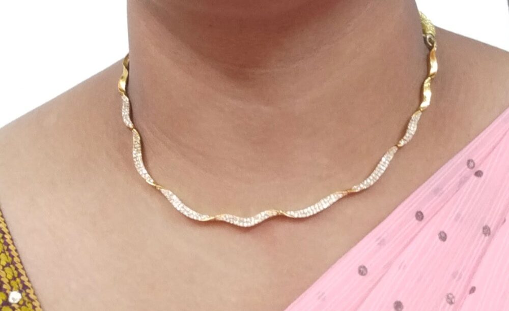 Elegant Gold-Plated Wave Design Necklace and Stud Earrings Set with Cubic Zirconia Stones - Image 2